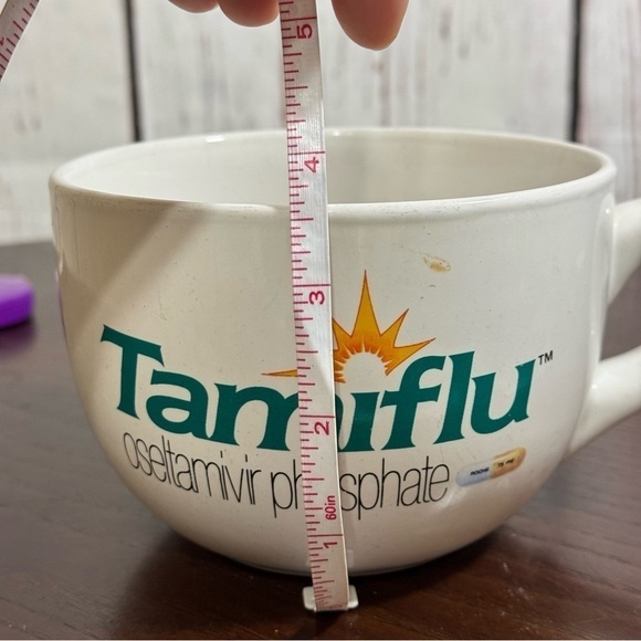 Huge Ceramic Mug Bowl! perfect for soups or hot cocoa and whipped cream - Picture 5 of 7